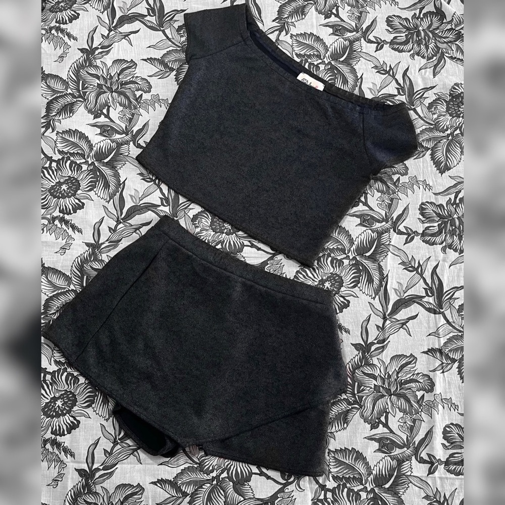 Navy blue set